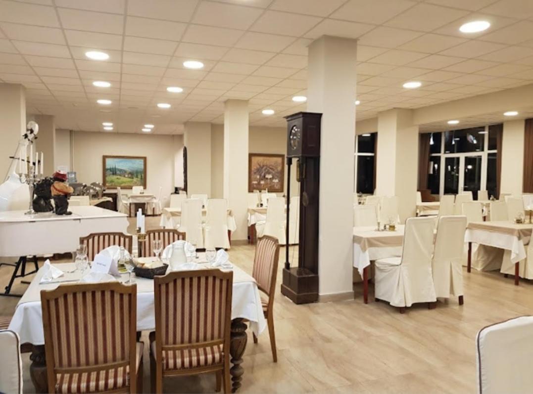 Hotel Bluebell Охрид Екстериор снимка