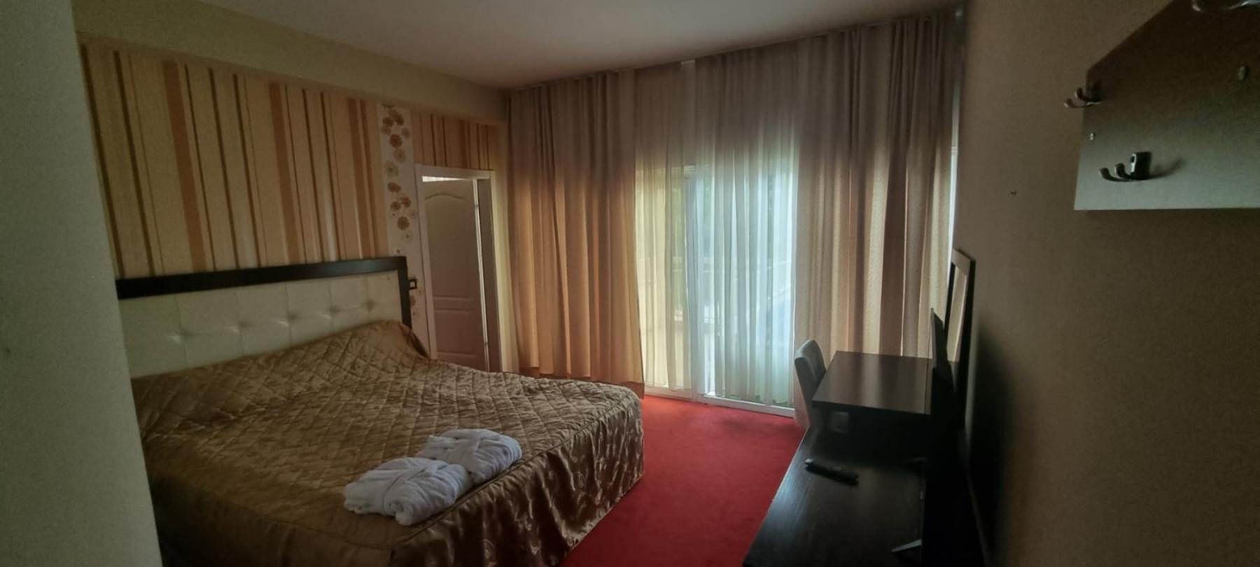 Hotel Bluebell Охрид Екстериор снимка